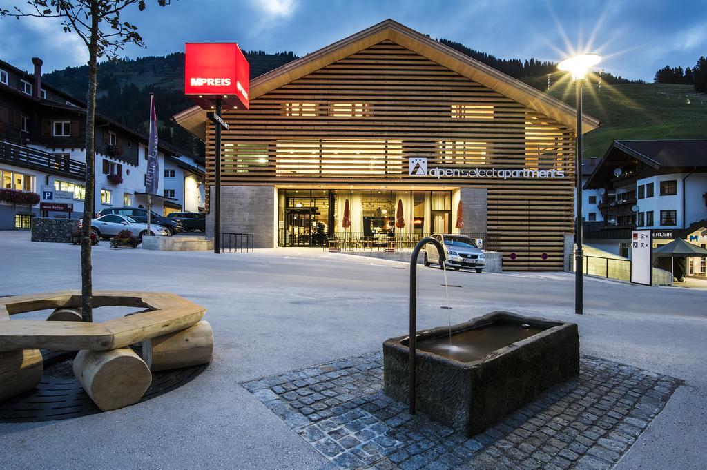 Alpen Select Apartments Kleinwalsertal Mittelberg Exterior photo